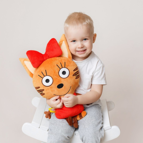 Подушка Три Кота Карамелька