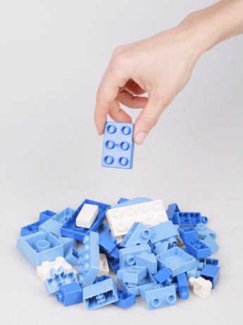 Конструктор блочный "Цветняшки. Волчонок У", 52 детали