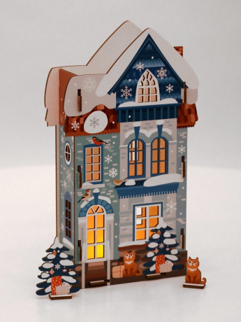 Изделие деревянное декоративное сувенирное ТM «Collaba time»: Домик зимний с мезонином